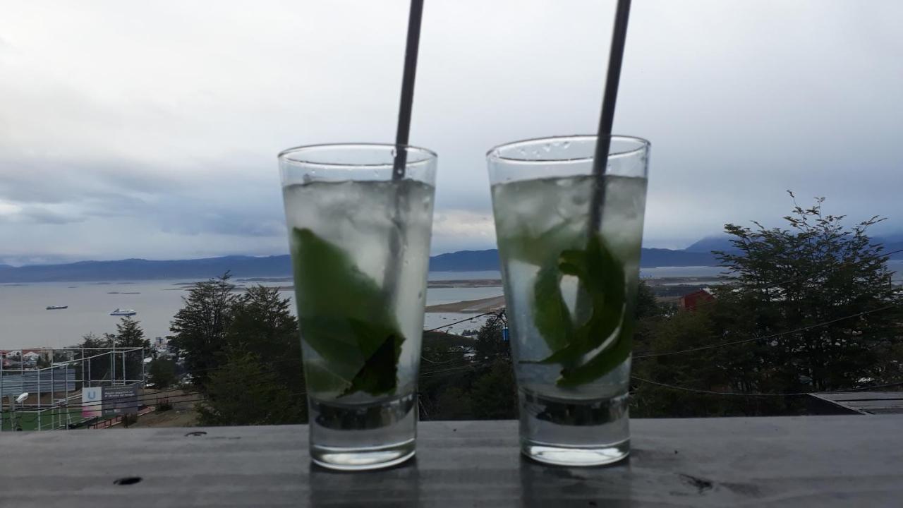 Buena Vista, * Ushuaia